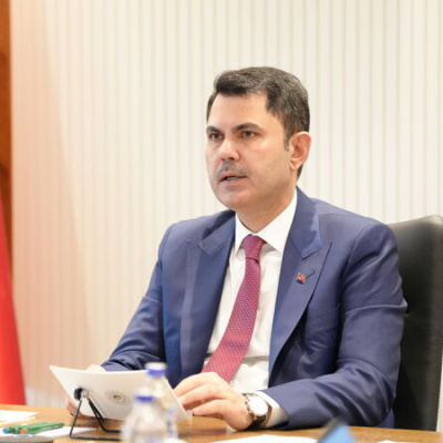 Bakan Kurum: Zorunlu olmadıkça evden çıkmayın