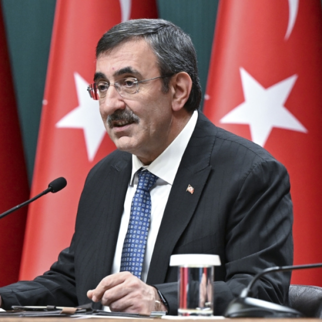 2027 bütçe açığı beklentisi yüzde 3.5