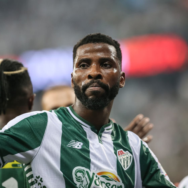 Bursaspor'da Iheanacho tarihe geçti!