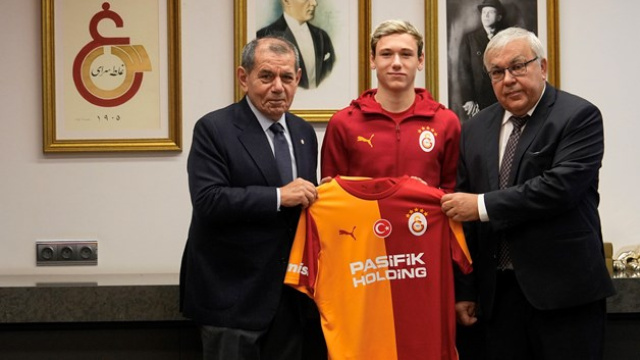 Rus heyetinden Galatasaray'a ziyaret!