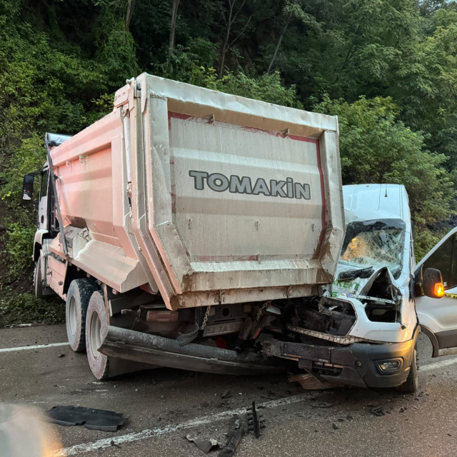 Ordu'da feci kaza: 1 ölü, 23 yaralı