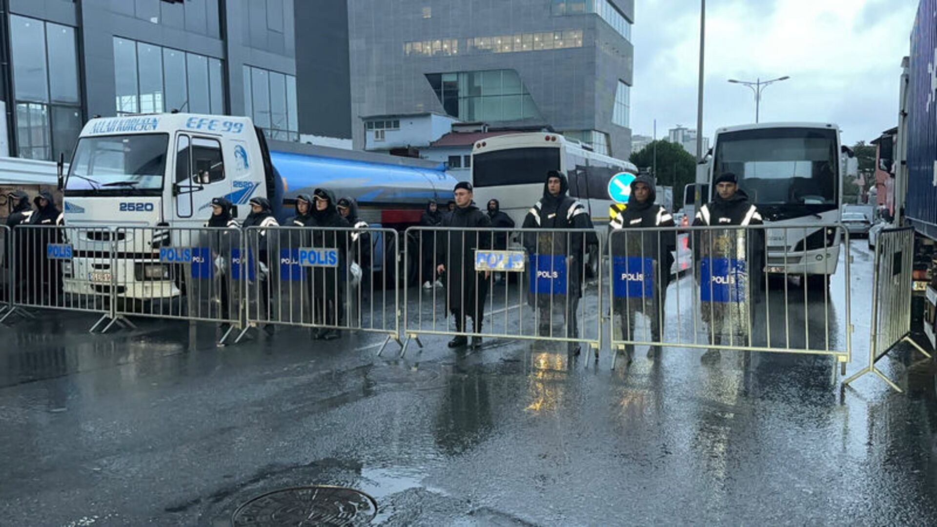 Halktv soruşturması: 12 kişi adliyeye sevk edildi