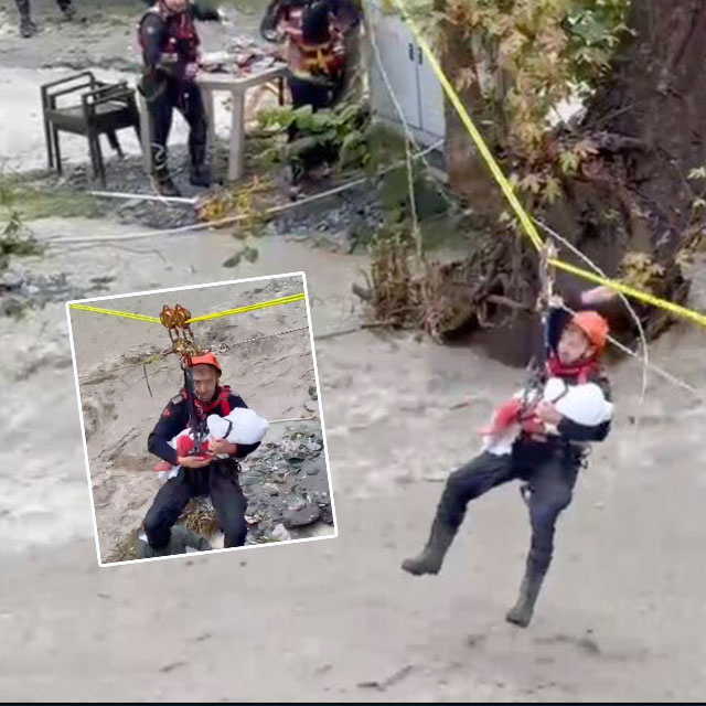 2'si çocuk 8 kişi kurtarılmıştı! Yürek ısıtan detay...