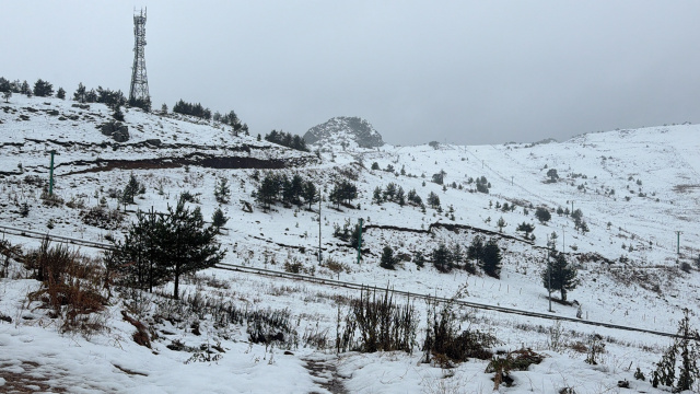 Bolu ve Manisa'ya kar yağdı