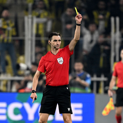 F.Bahçe-Slavia maçına İspanyol hakem!