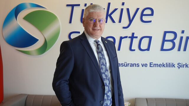 "Bugün ihtiyaç olanın güveni zedelemek değil güçlendirmektir"