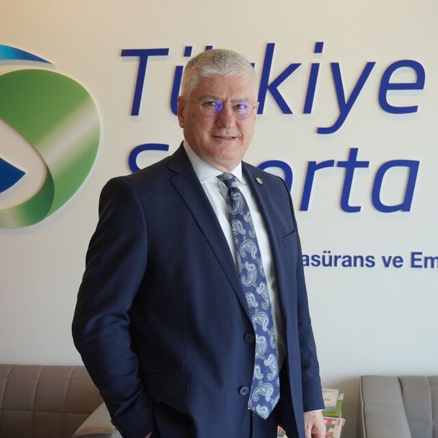"Bugün ihtiyaç olanın güveni zedelemek değil güçlendirmektir"
