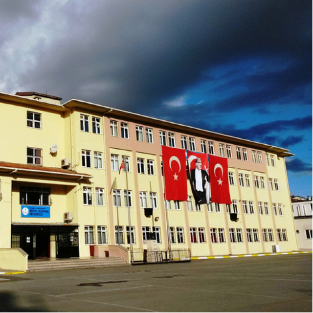 Yarın okullar tatil mi?