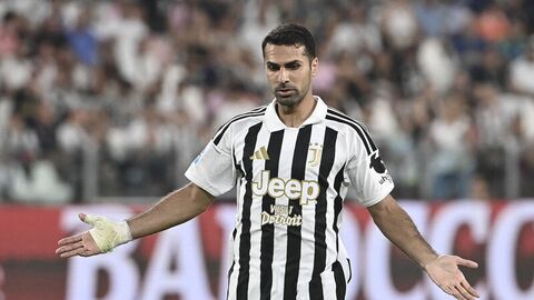 İtalya Serie A'nın 7. haftasında Juventus, evinde Lazio'ya 3-0 mağlup oldu