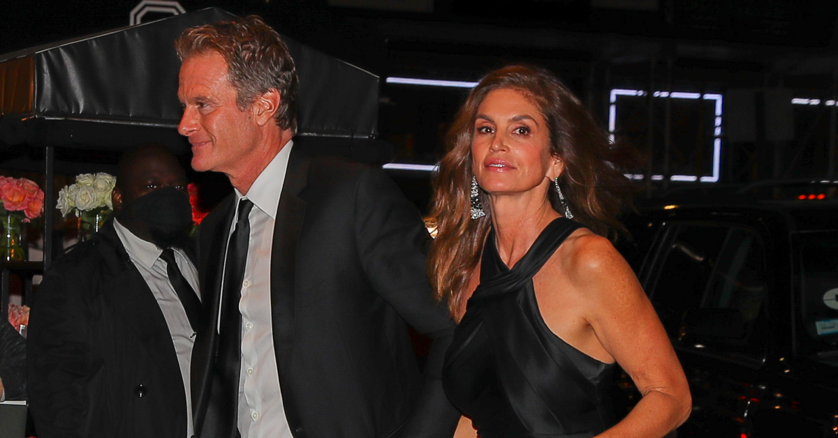 Evlat acısı yaşayan Cindy Crawford sessizliğini bozdu: Yıkıldık!