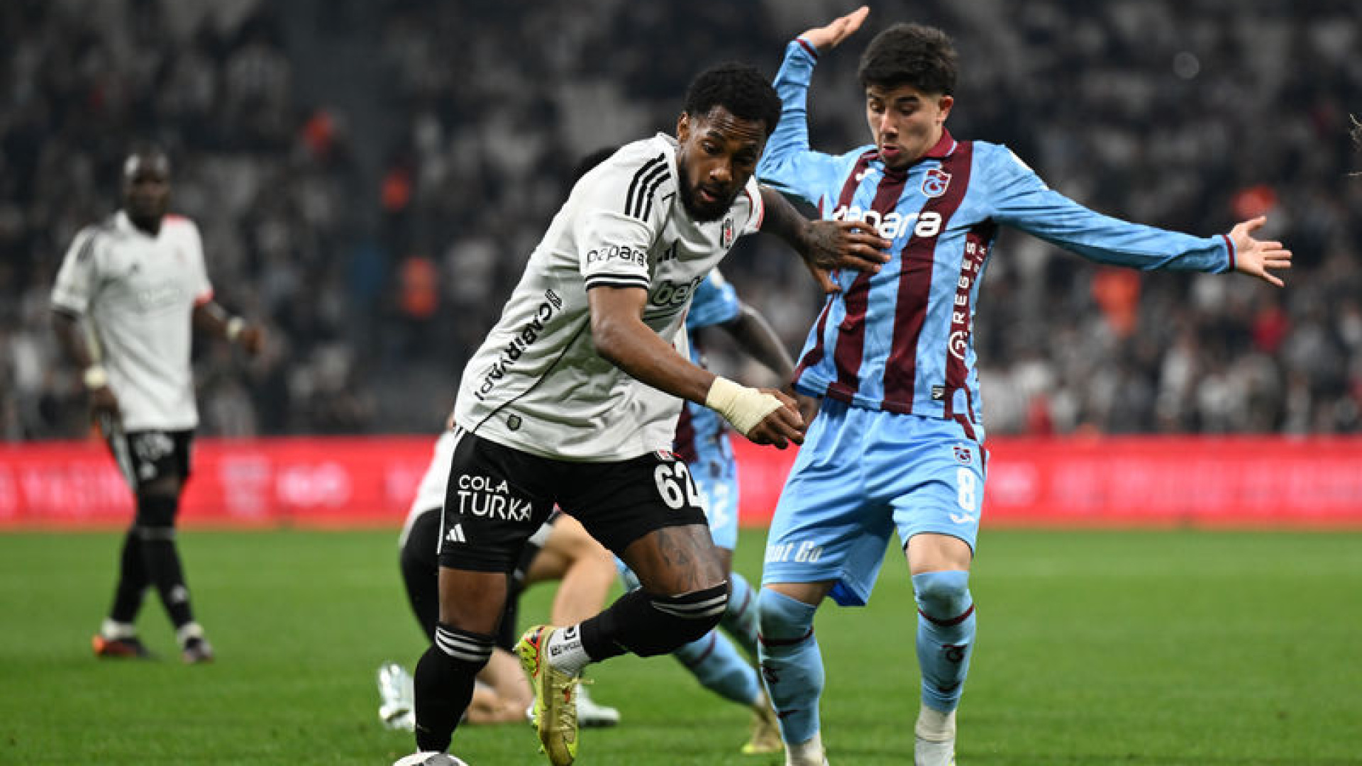 Trabzonspor-Beşiktaş derbisinin VAR hakemi Raul Martin Gonzalez Frances oldu