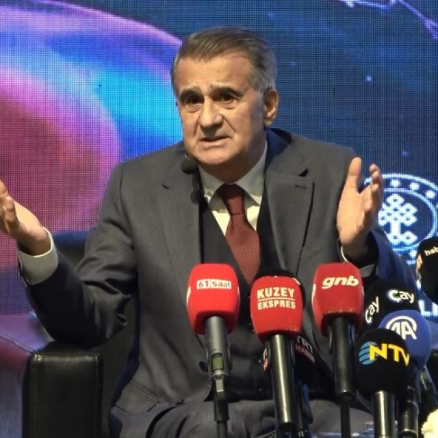 "Milli takıma Türk teknik direktör gerekiyor"