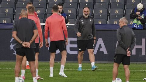 Slavia Prag, F.Bahçe maçına hazır!