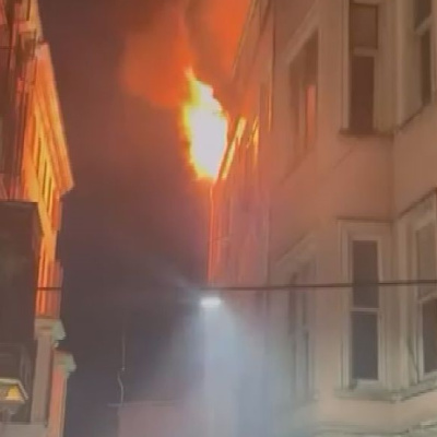 Beyoğlu'nda otelde yangın