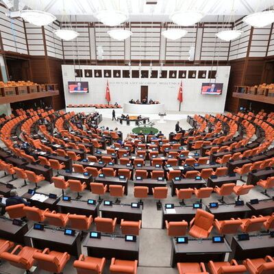 Fon teklifi TBMM gündeminde öne çekildi