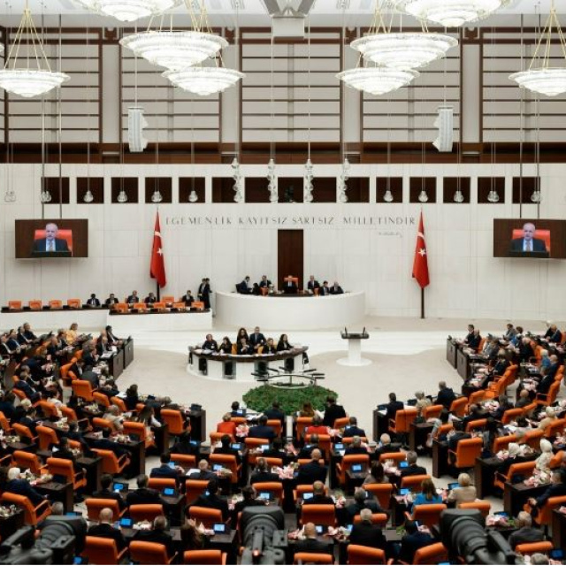 Fon mağdurlarına ara ödeme teklifi Meclis'te