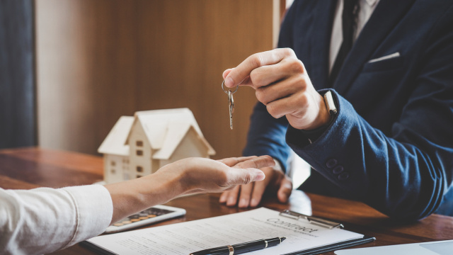 Gözler TOKİ kiralık konut kuralarında!