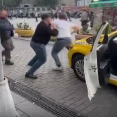 Taksiciler yolu ringe çevirdi