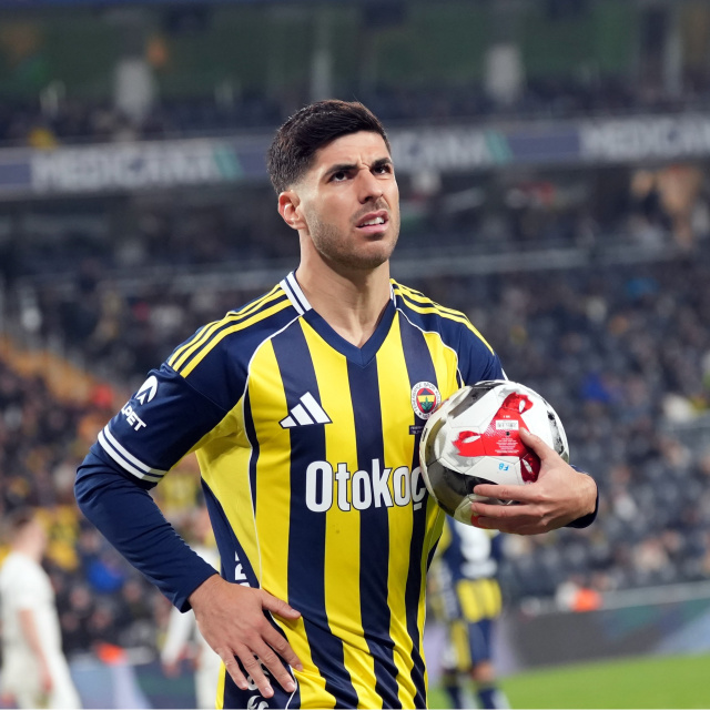 Fenerbahçe'de Asensio ameliyat oldu