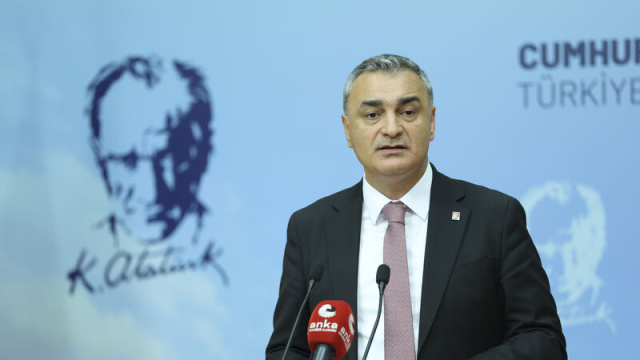 CHP'de 3 isim disipline sevk edildi