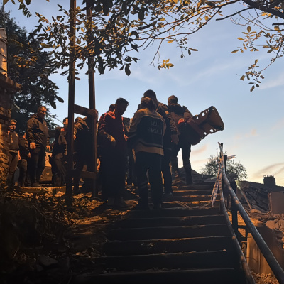 Zonguldak'ta bina çöktü: 1 ölü