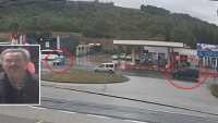 Otomobil ikiye bölündü! Kahreden kaza kamerada