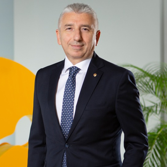 Turkcell’den 174 ülkede geçerli paket hediyesi