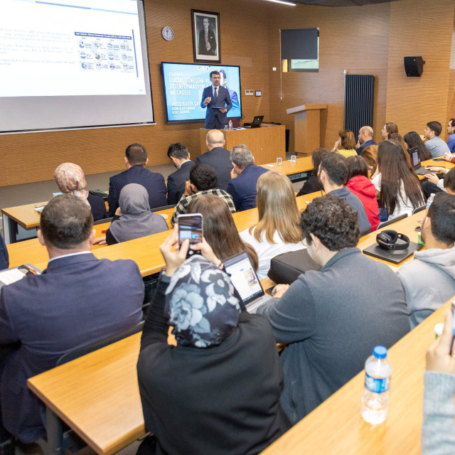 Genel Müdür Abdulkadir Çay, İstanbul Üniversitesi öğrencileriyle buluştu