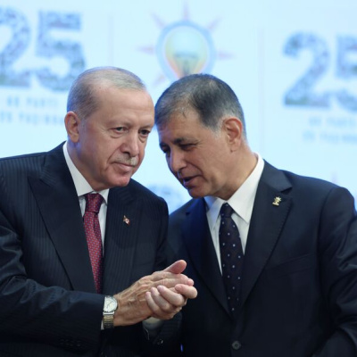AK Parti'ye geçiş sürecini paylaştı