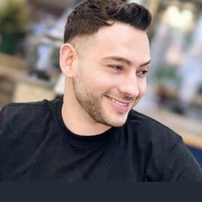 Motosiklette feci ölüm! Direğe çarptı!