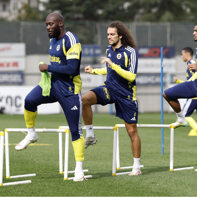 Fenerbahçe'de derbi mesaisi!