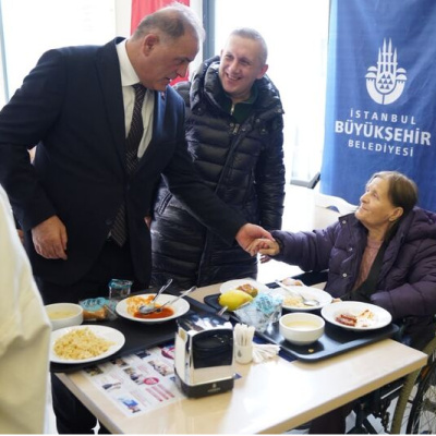 İBB, Zeytinburnu'nda kent lokantası açtı