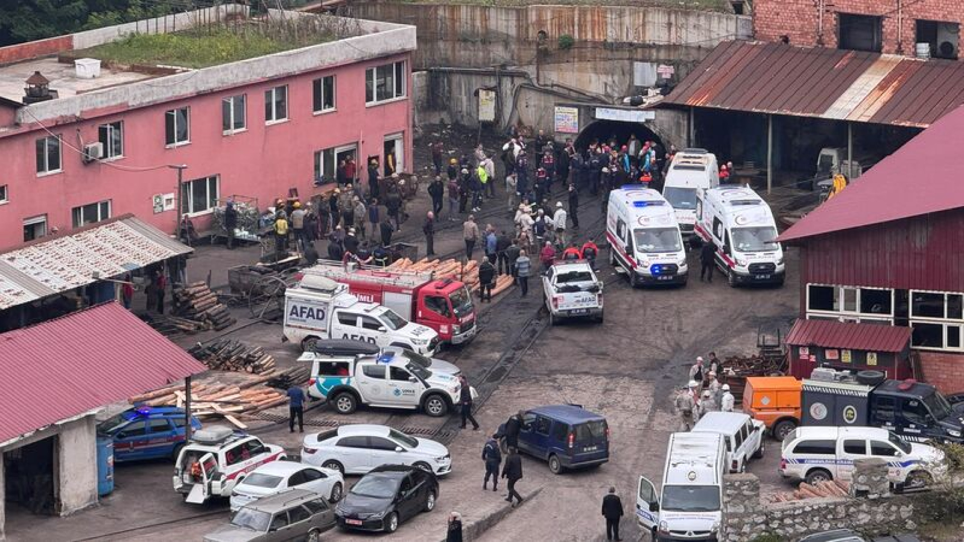 Zonguldak'ta maden ocağında patlama: Ölü ve yaralılar var