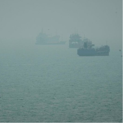 "Hürmüz Boğazı’nda 2 süper tanker mayına çarptı"
