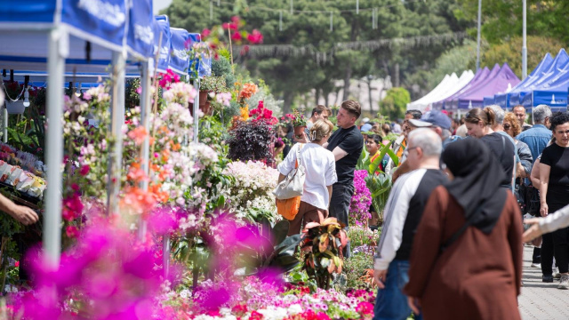İzmir'in çiçek ve bal festivalinde geri sayım
