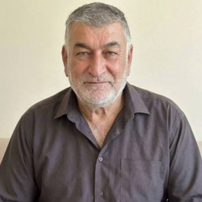 Ceviz toplamak için çıktığı ağaçtan düştü