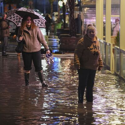 Bugün hava nasıl olacak? Meteoroloji'den Ege kıyıları ve Doğu Anadolu için yağış uyarısı!