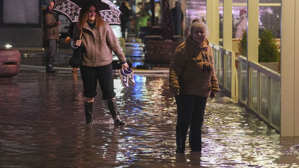 Bugün hava nasıl olacak? Meteoroloji'den Ege kıyıları ve Doğu Anadolu için yağış uyarısı!