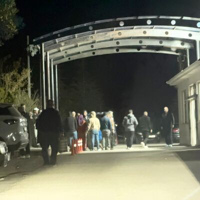 Küçük Ayşegül mizberin altında kaldı