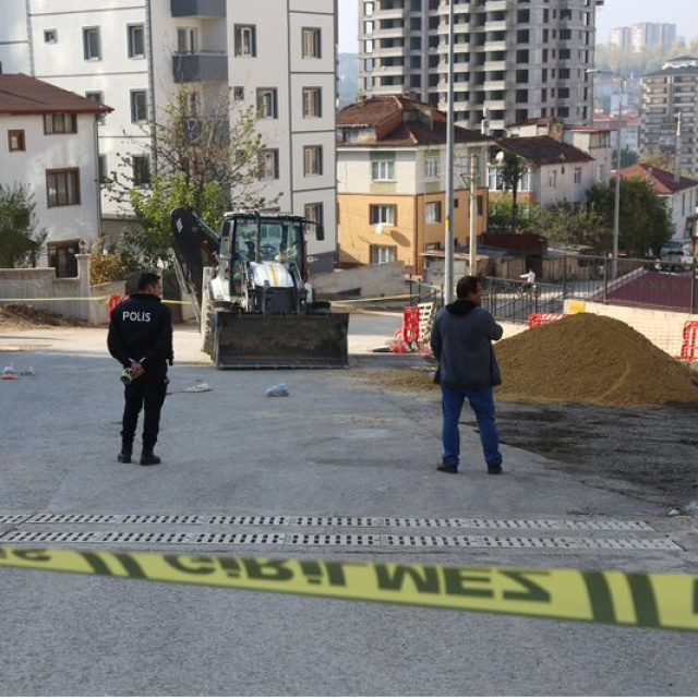 İş makinesinin çarptığı kadın öldü