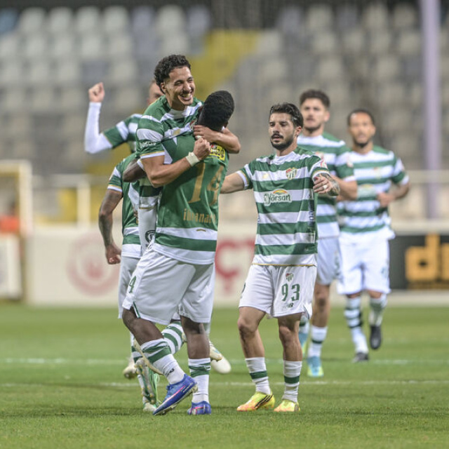 Bursaspor, Süper Lig hedefine ilerliyor!