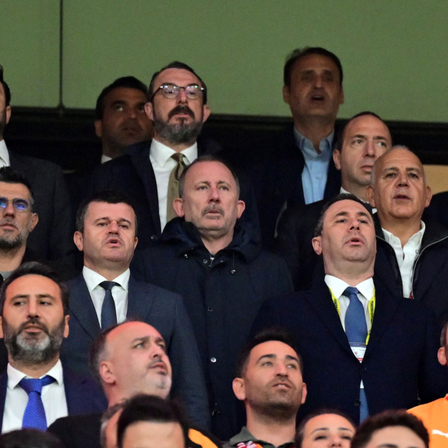 Sergen Yalçın'dan derbiye yakın takip