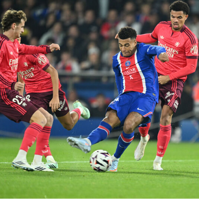 PSG evinde Lyon engelini geçti!