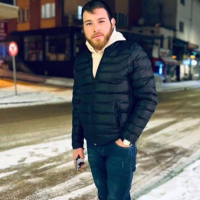 Başlarından vurulmuş halde bulundular!