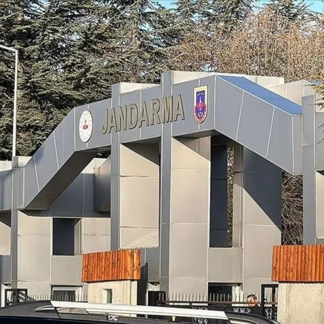 Bolu Belediyesine yönelik operasyonda 3 tutuklama