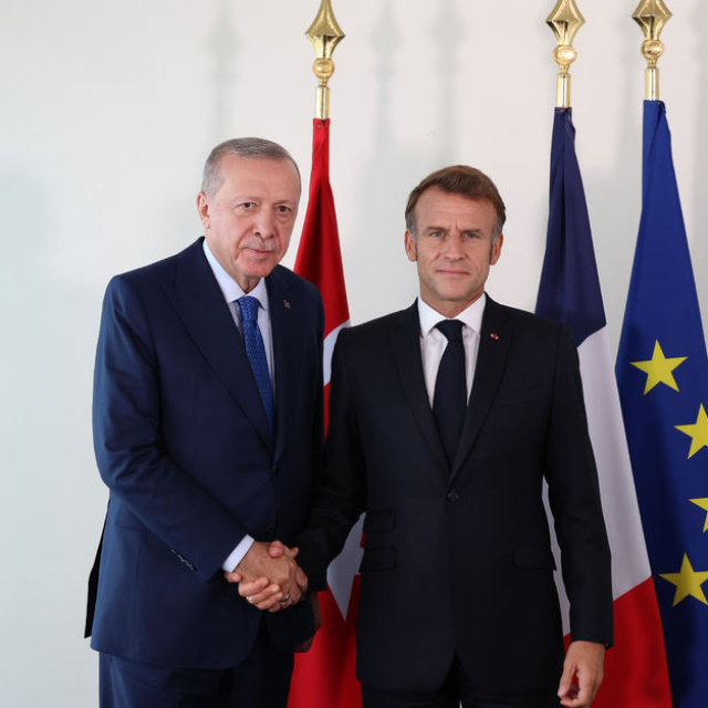 Cumhurbaşkanı Erdoğan, Macron ile görüştü