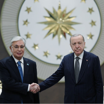 Cumhurbaşkanı Erdoğan, Tokayev ile bir araya geldi