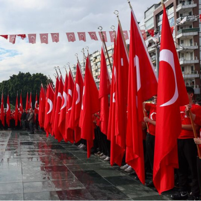 Siyasilerden Cumhuriyet mesajları