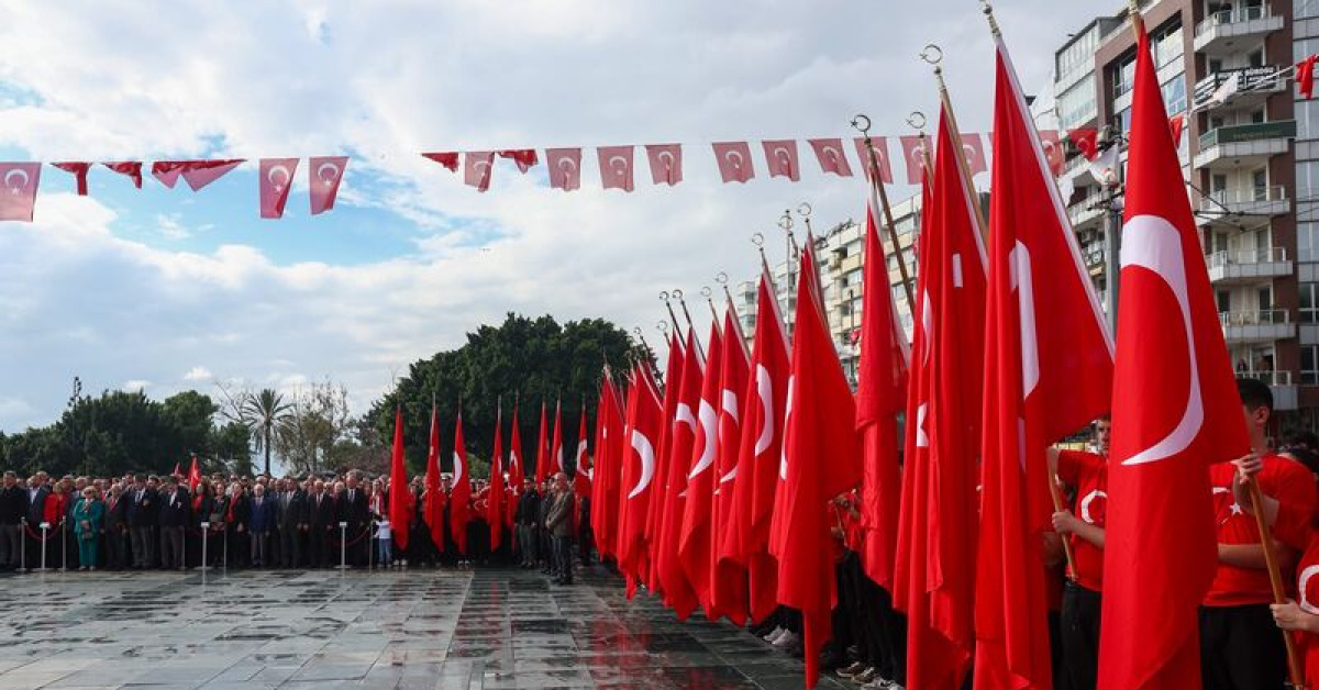 Turkish politicians mark the Republic’s 103rd anniversary