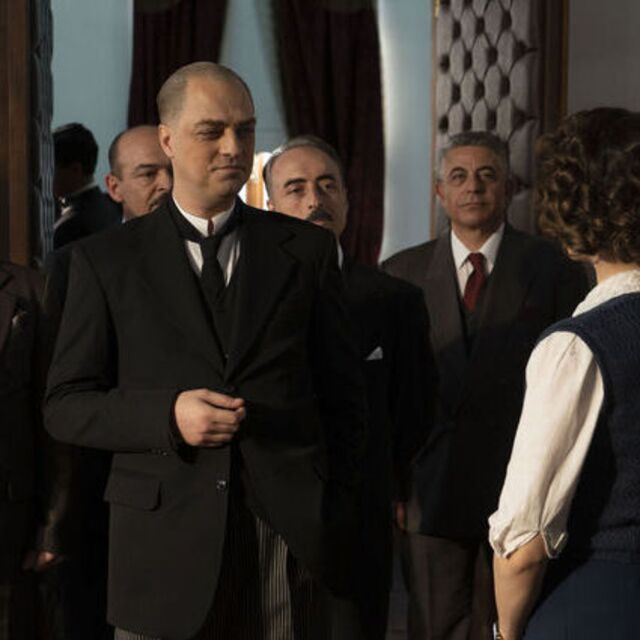 Bir Cumhuriyet Şarkısı filminin konusu